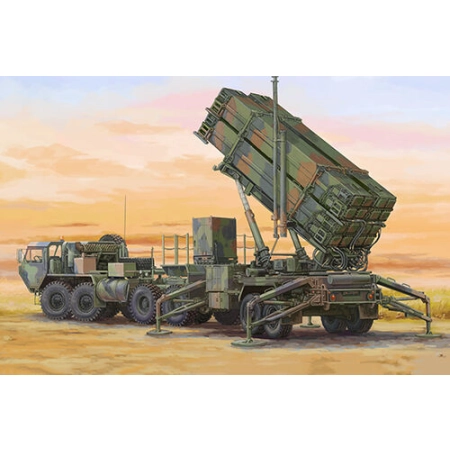 TRUMPETER 07157 - Ciągnik M983A4 HEMTT z wyrzutnią M901 MIM-104F Patriot SAM System (PAC-3) - 1:72