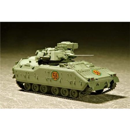 TRUMPETER 07295 - M2A0 Bradley Fighting Vehicle - 1:72