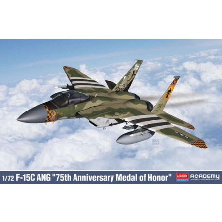 Academy 12582 - F-15C 75th Anniversary Medal of Honor - 1:72.