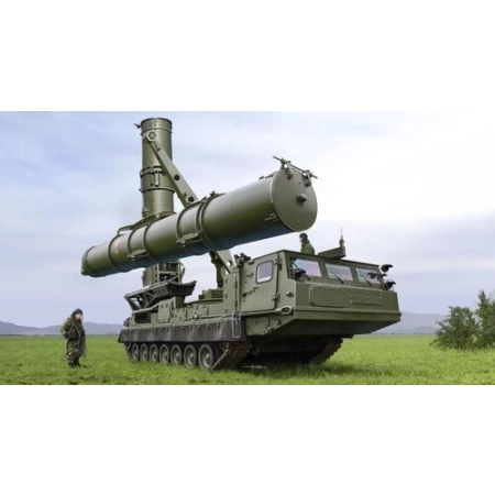 TRUMPETER 09520 - Wyrzutnia rakiet S-300V 9A84 SAM - 1:35
